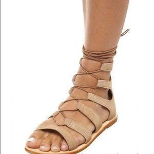 Urge Heaven Tan Sandal